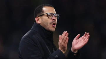 اتهام بالتمثيل.. ليام روزينيور يثير الجدل في تشيلسي بعد مقارنته بغراهام بوتر